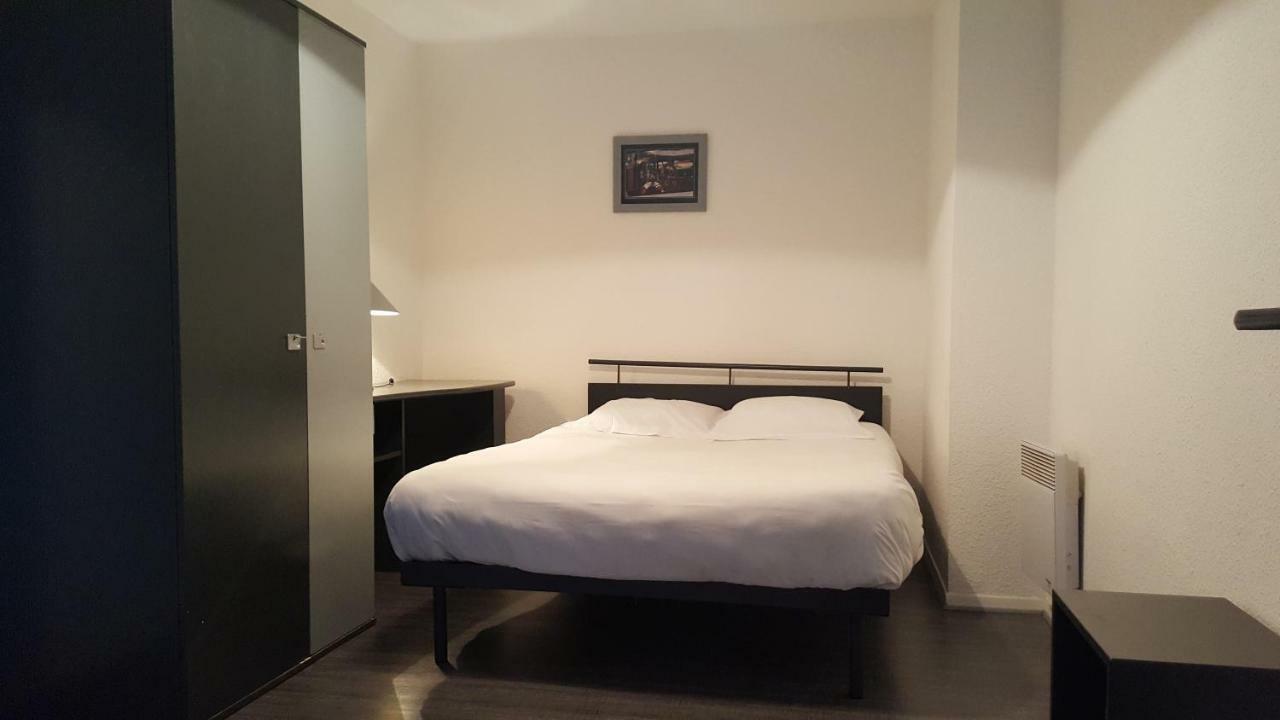 Hoteliere Poincare